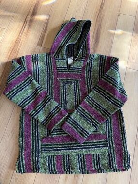 Veracruz Baja Hoodie in Green and Purple/Pink XL Unisex Carpet
